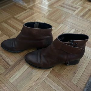 Madewell Chocolate Brown Leather Low Bootie, Sz 7